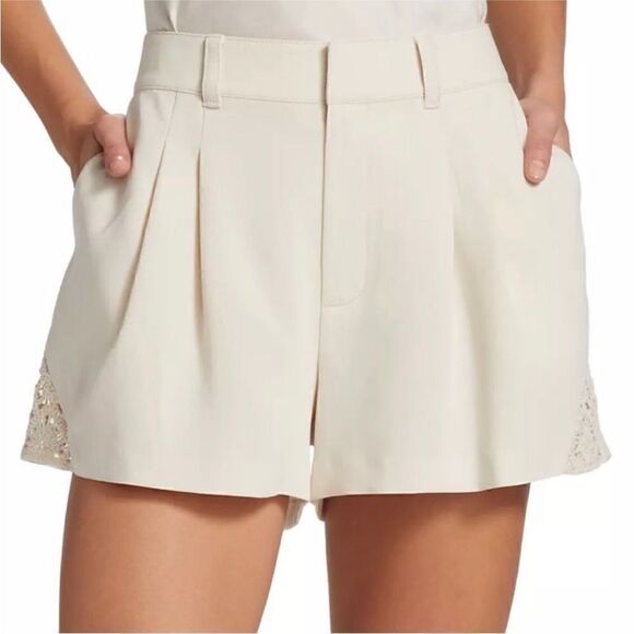 Cinq à Sept NWT Corinna Crochet Lace Shorts in Light Plaster Size 8 MSRP $345 - Picture 3 of 10